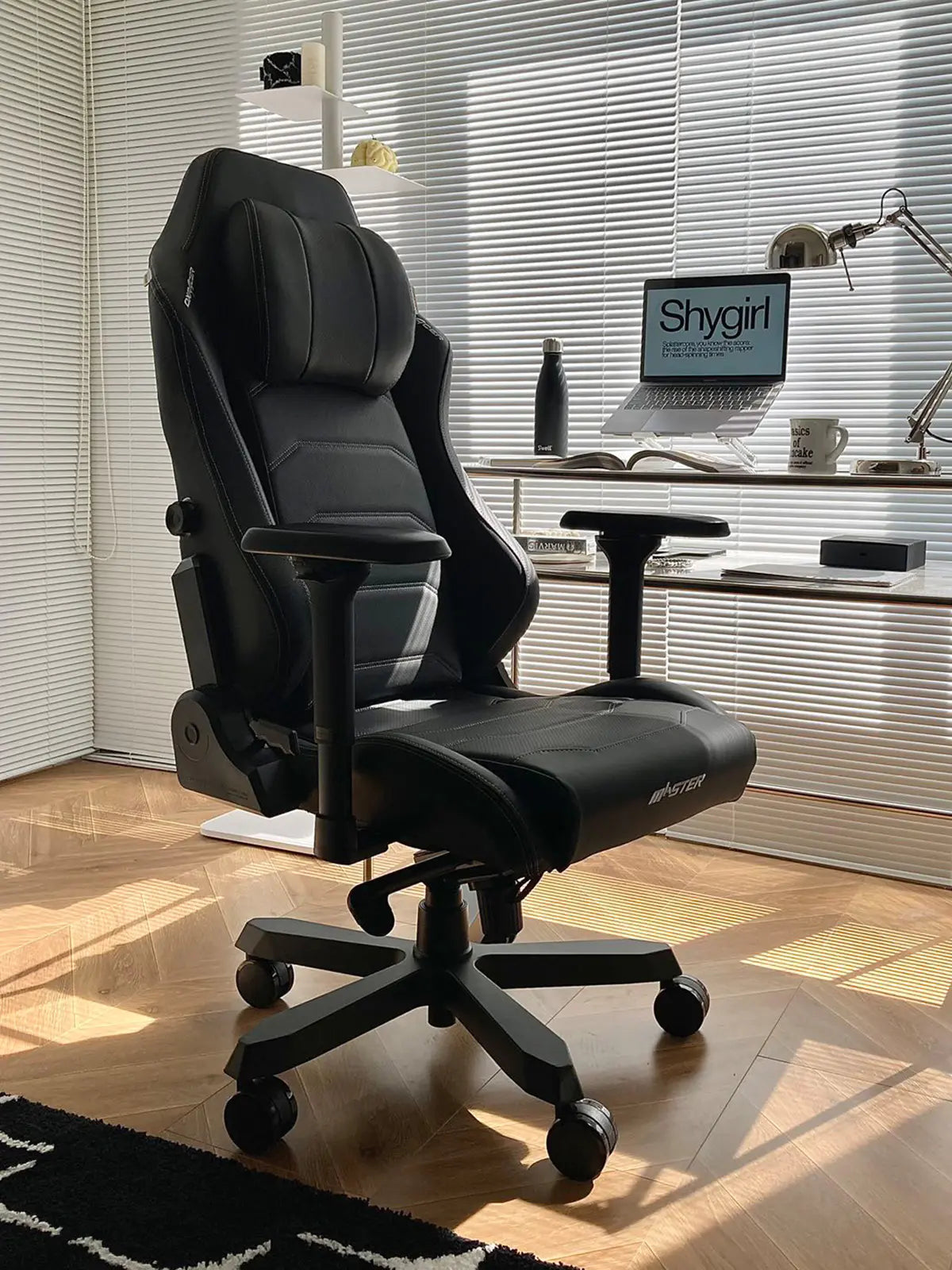 DXRacer Master Series Gaming Chair – Black | MAS-I238S-N.N1-A3 Gamers Point Gamers Point
