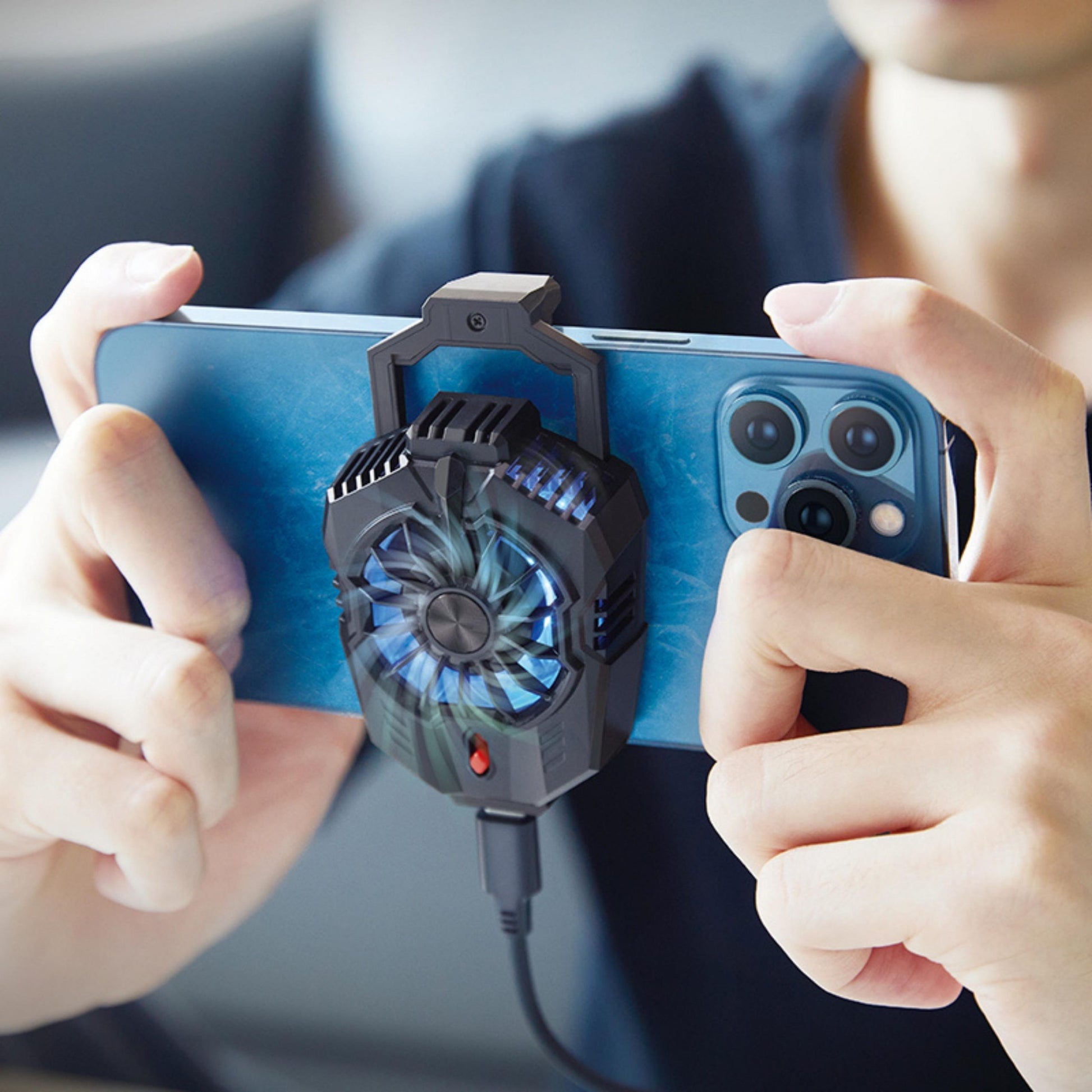 HOCO GM10 Ultra Quiet Mobile Cooling Device جهاز تبريد محمول للهواتف Device Gamers Point 6.900