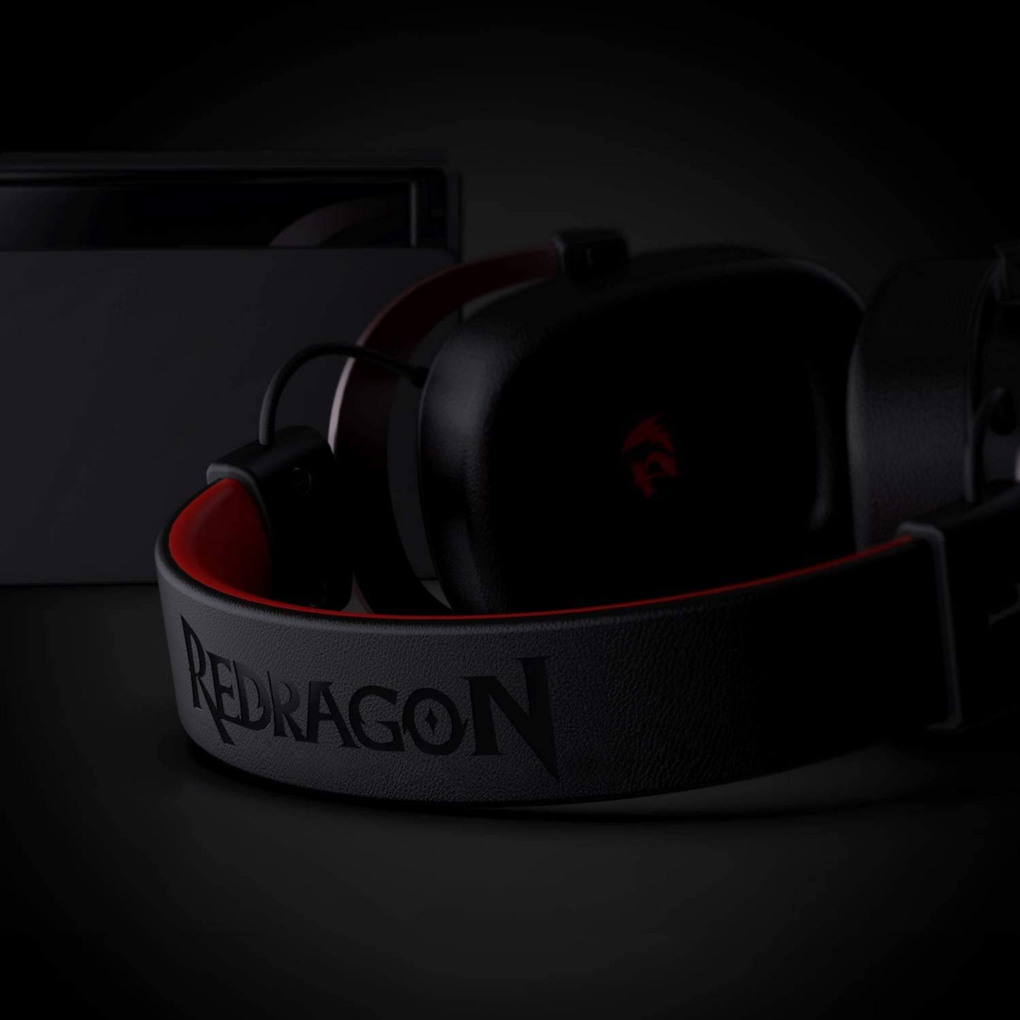 Redragon H510 Zeus Wired Gaming Headset - 7.1 Surround Sound - Memory Foam Ear Pads - 53MM Drivers - Detachable Microphone, Works for Multi-Platforms PC-ps4-pS5