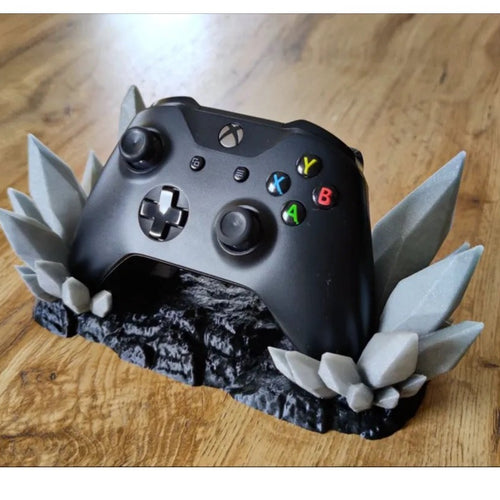 3D Printed Crystal-Shaped Game Controller Stand – Grey Venom – Gamers Point Bahrain